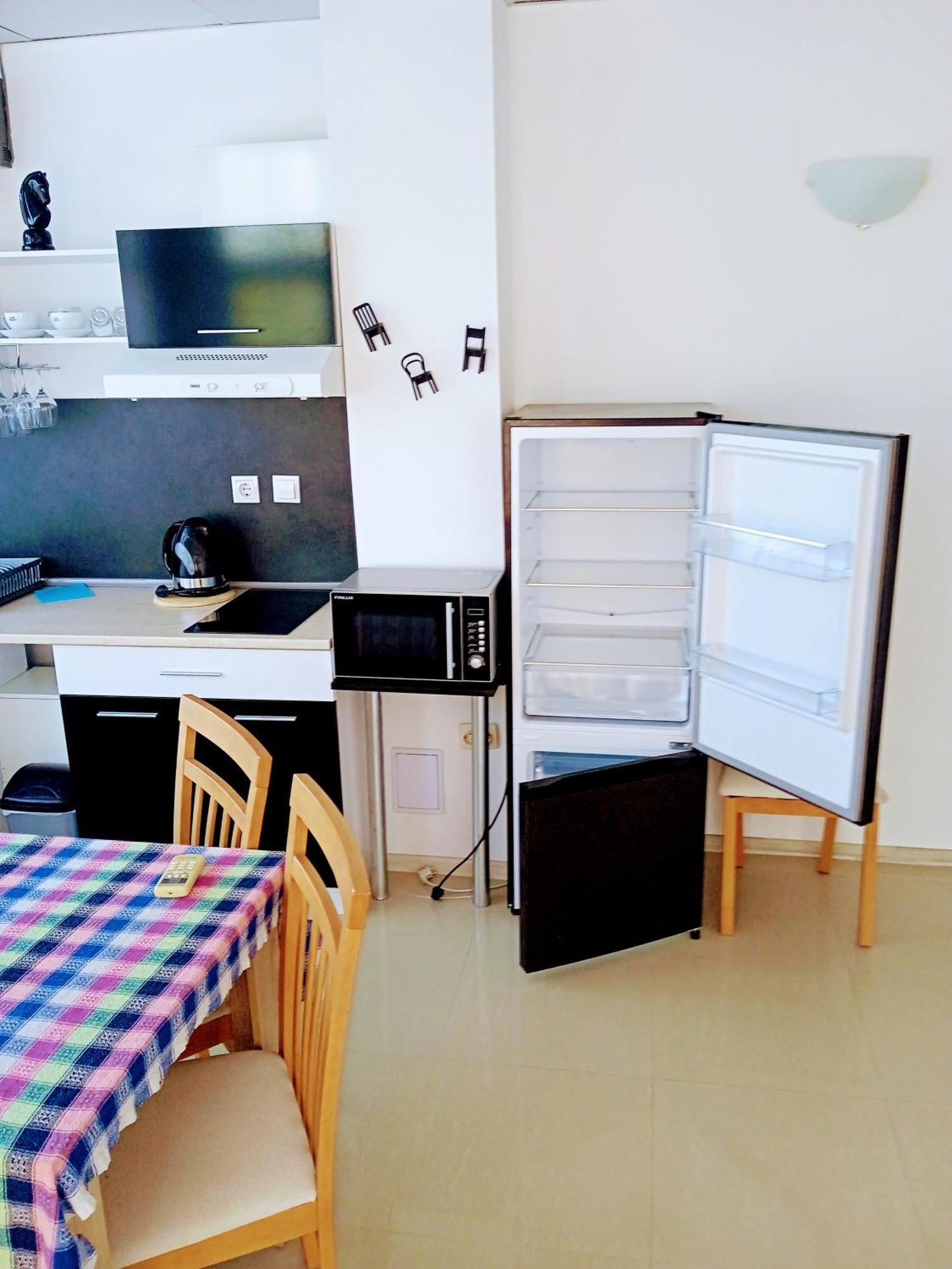 Vip Apart Svetlana Ravda Buitenkant foto